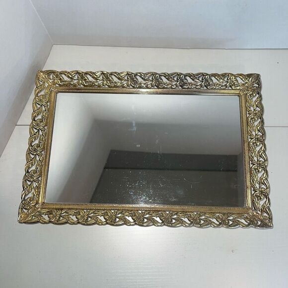 Vintage Vanity Tray Rectangular Mirrored Gold Brass Filigree Edge Footed Back - Picture 1 of 10